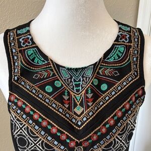 AMAZING Embroidered Black Sleeveless Blouse Size S